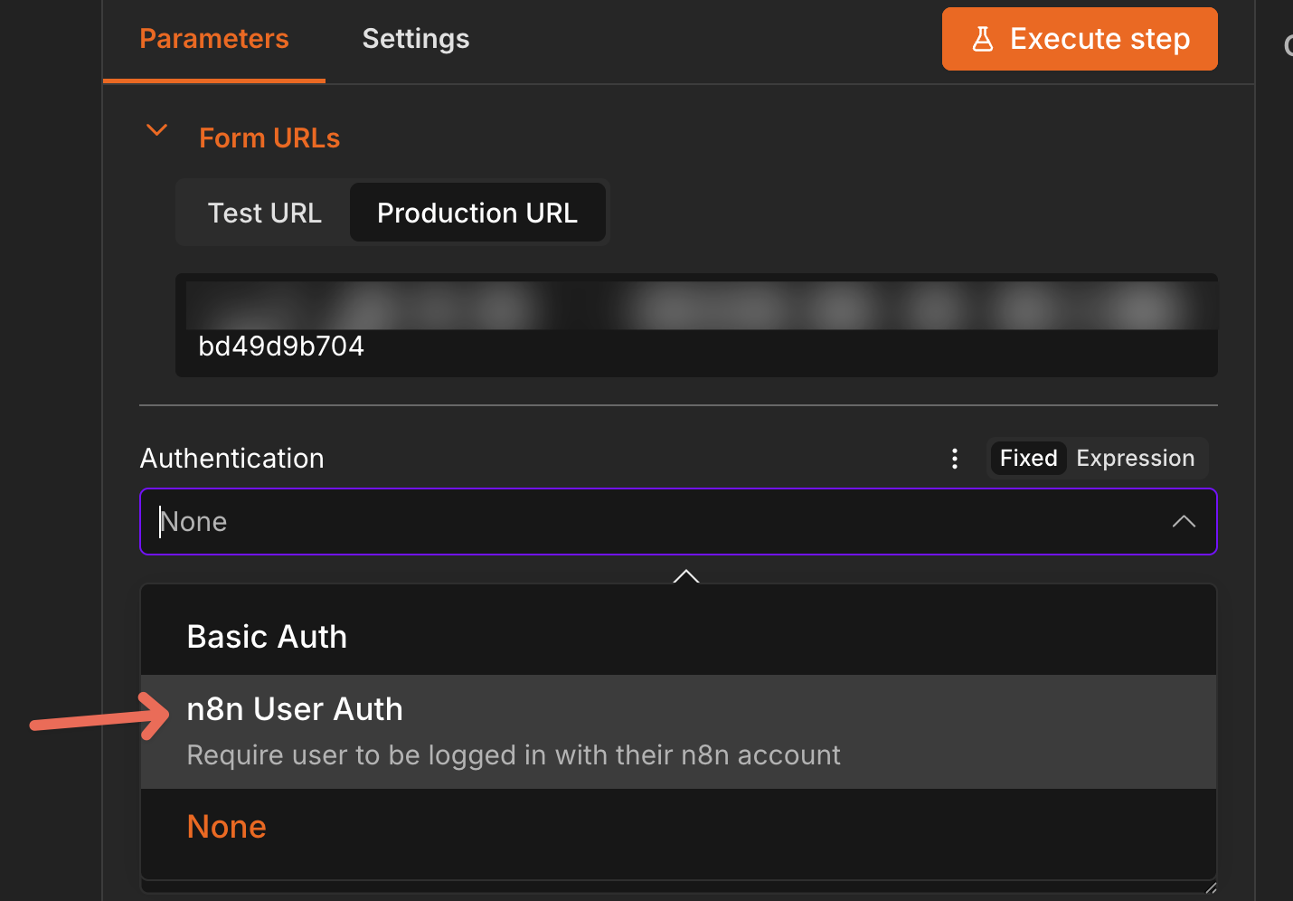 Form Trigger 節點的 Authentication 設定新增 n8n User Auth 選項，下方有 Include User in Output 切換